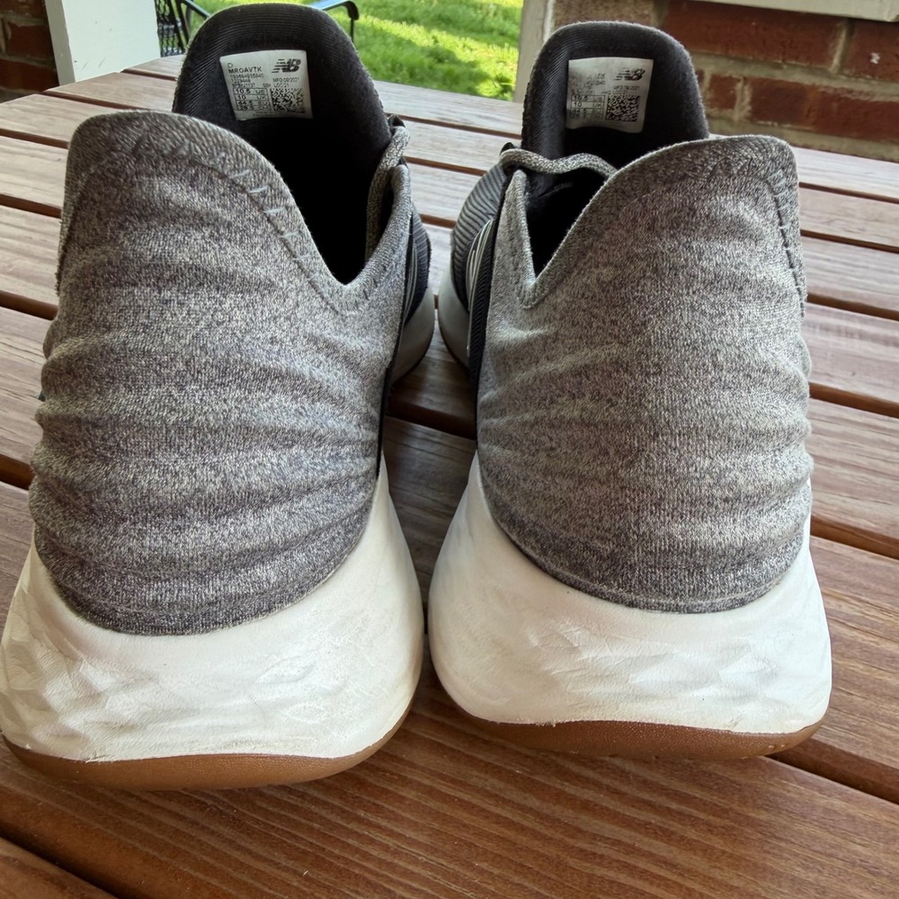 New Balance Fresh Foam Roav Mens Running Shoes Black White Gum MROAVTK Size 10.5 - Picture 5 of 13
